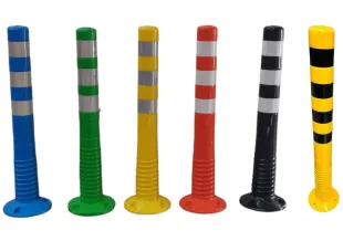 Słupek parkingowy blokujący T-FLEX | PCV, 75 cm, na stopie, elastyczny, uchylny